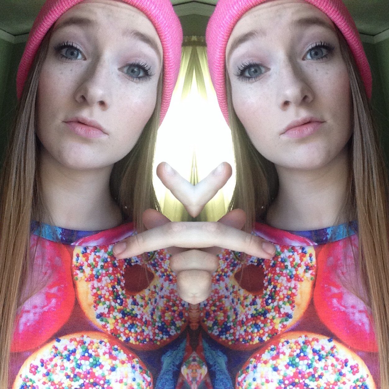 | super rich kids with nothing but fake friends | 2 R A R E 2 C A R E