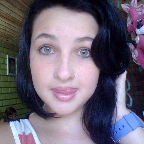 Aquela menina q todos querem conhecer , meiga , linda e divertida ... Bjs te AmooOo @may_santos3 aki