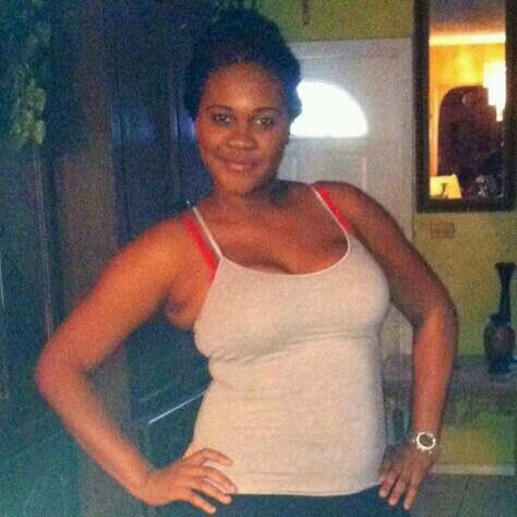 EvelyneAugustav's profile picture. 