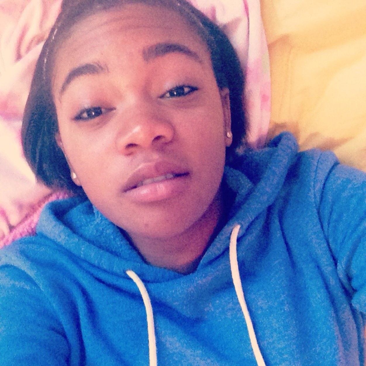 senior '12 | germany raised | twiffey : @Liquor_Lips| twitterboothang : @Fkk_Yo_Thoughts | stubby @these_dreads