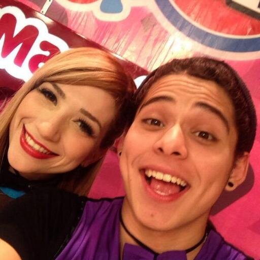 soy mezagirl y y kee ¡te amo! @brandon_meza mas de 1 año siendo fan de brandon rogelio bustos meza