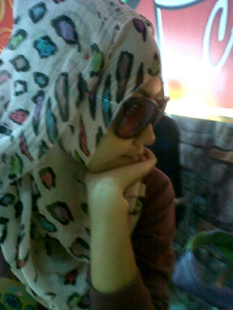 Hªiii :),my name is septya,(03_09_1991),, I'm live in Βό̲̣̣̣̥Ĵό̲̣̣̣̥ŋє̲̣̣̣̥Ǧ̩̥ό̲̣̣̣̥®ό̲̣̣̣̥ , indonesia,,I'm not beautiful, but I'm cute n chubby. Follow me ;)