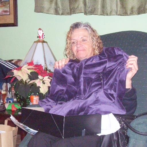 cherylheling's profile picture. 