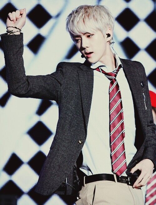ผมชื่อเซฮุน:Level มาจากดาวยูเรนัส(?) เรื่องความหล่อก็มีเต็มร้อย เย้เฮท โอโฮรัท~ทักได้ไม่กัดแต่ผมงั้บ(?)  (•ิ_•ิ\) (/•ิ_•ิ)/ ยินดีที่ได้รู้จักค้าบ ;) .เชคแฮนด์