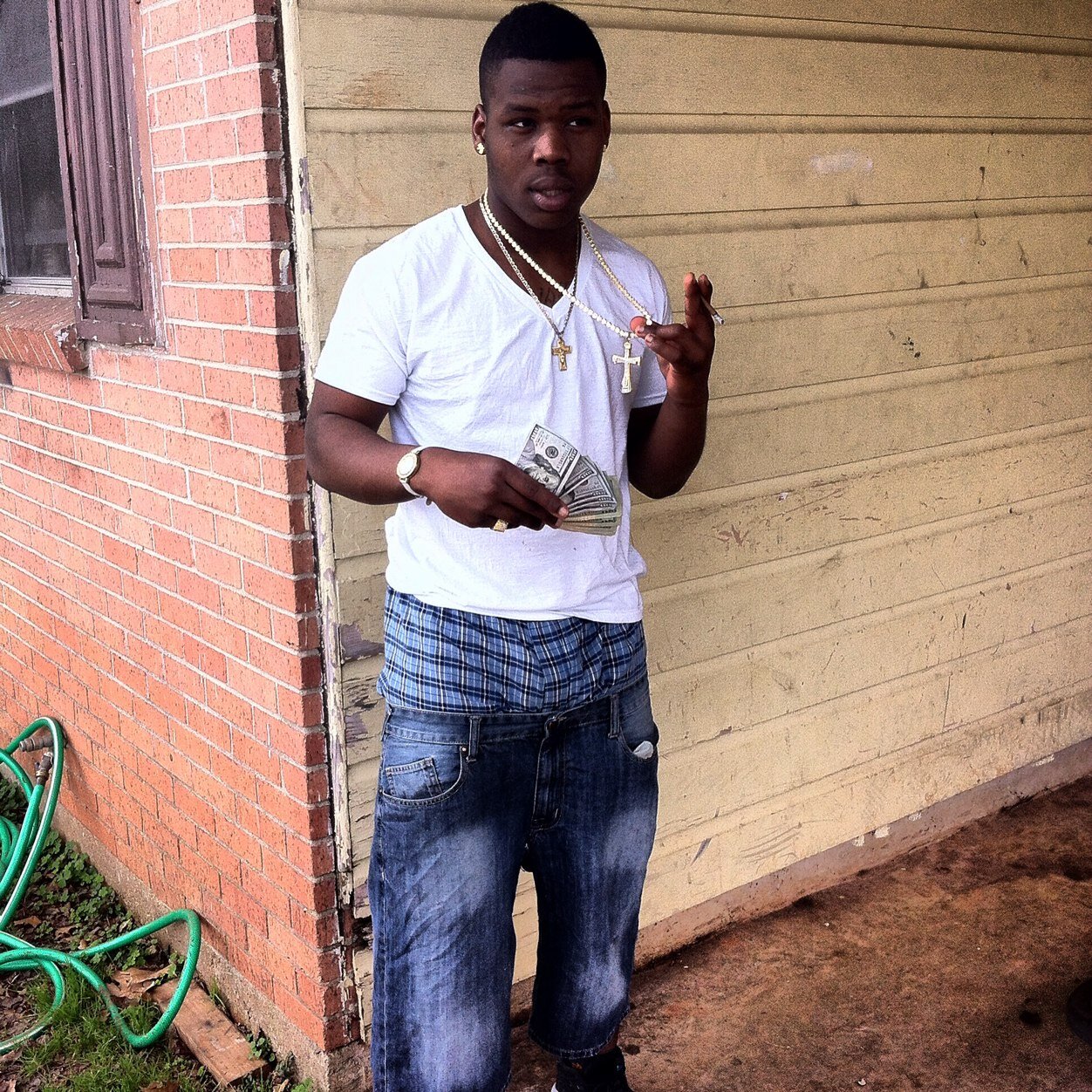 Free my thugga mumu & R.I.P SAB RE & PEEWEE !! Its Nawfside or Fuck you G's up bitch
