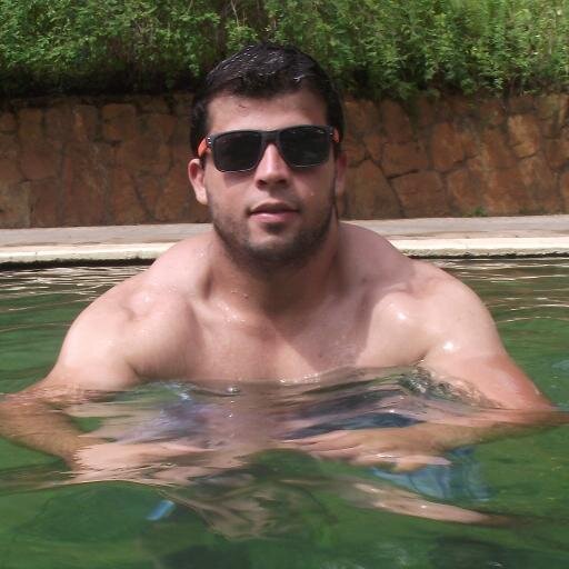 O impossível é apenas uma desculpa para os fracos e pobres de espírito,em Deus o impossível é um detalhe sem importância!