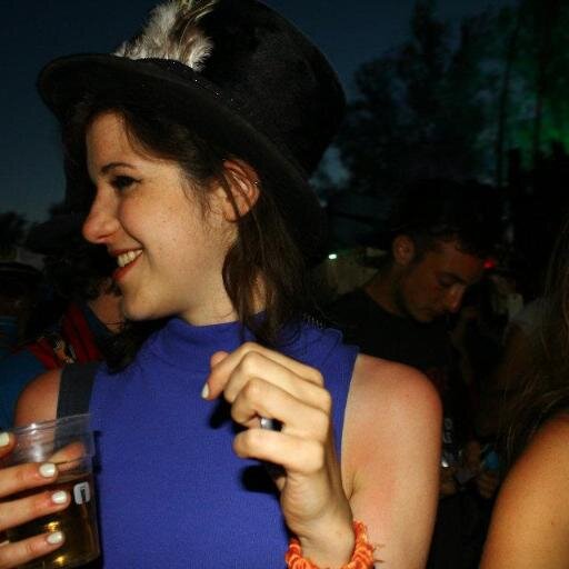 alice_lub's profile picture. Freelance photographer & graphic designer, general odd-jobber.