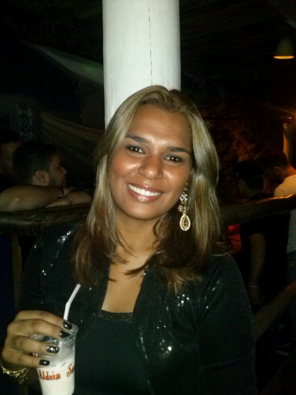 ...brilho intenso, luz divina... tão mulher e tão menina...