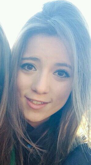 Paui_baza's profile picture. Me caigo, me levanto, me equivoco, aprendo, me han herido pero estoy viva.. soy humana no soy perfecta pero estoy agradecida.