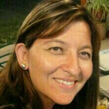 Profesora de Educación Física,Especialista en Gimnastas Artística. Entrenadora y Directora del CLUBGYMNA y Liga escolar de gimnasia AGAE MAIPO.
