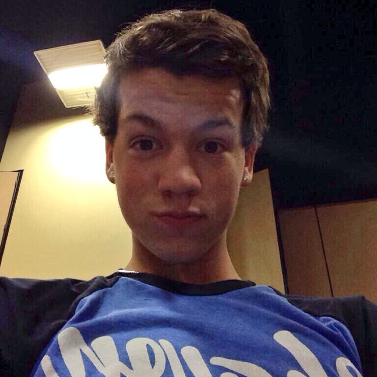 please follow @caniffsunshine