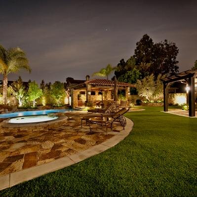 Landscape/hardscape company.  30 years experience