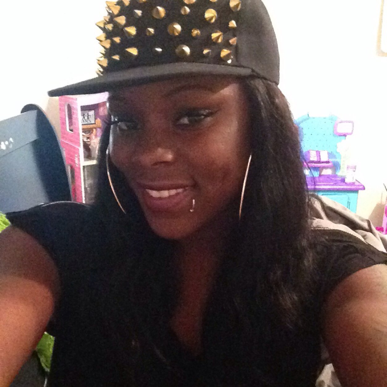 #teamGOD, #TeamZyhriDemenii, #teamSINGLE, #teamFOLLOWback #teamBlackgirl #teambowlegg