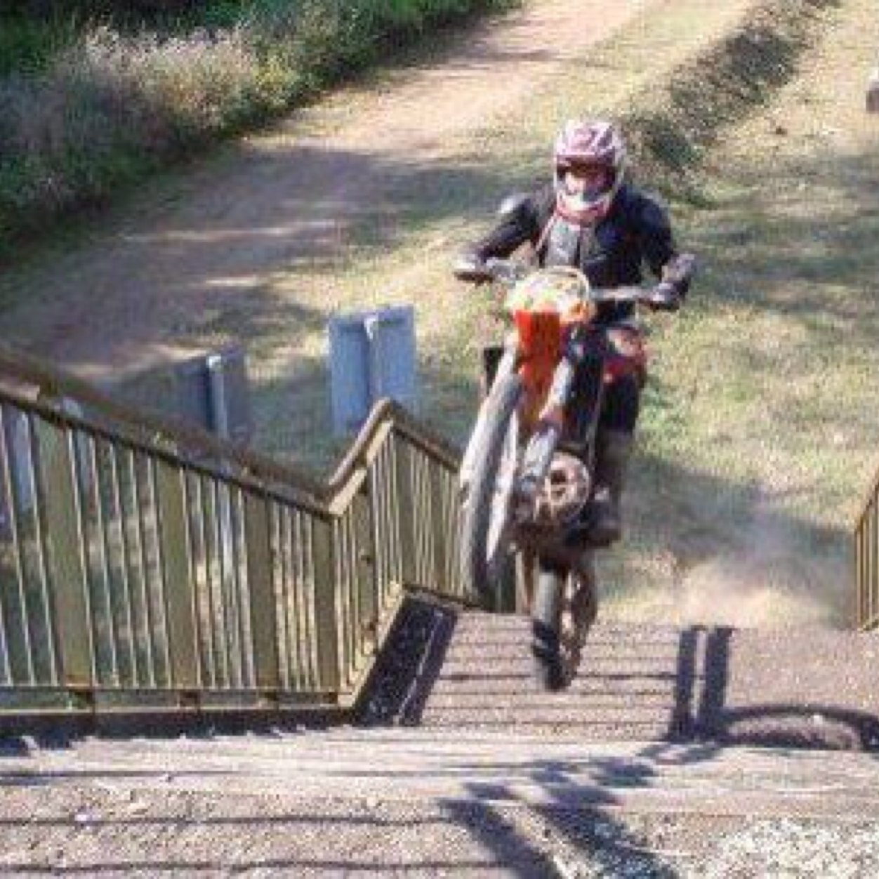 chrisfeltonZA's profile picture. Poker Player, Traveller, Dirt Bike Rider, Surfer, Petrolhead, F1 & MotoGp!