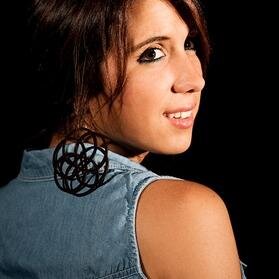 This is to support Jillian Jensen. Follow her on her twitter: @ItsJillJensen I follow back if you ask. Want to know more? Read: http://t.co/FuhaXjTYta