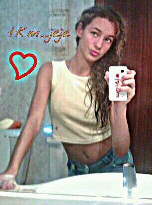 Tengo edad de comerme el nundo no la cabeza♪adicta a los tacones :P