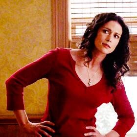 Melissa McCall... protective mama of her true alpha son @ScottAlphas