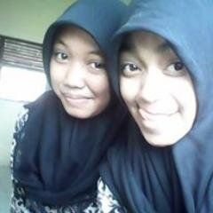 saputri34740452's profile picture. 