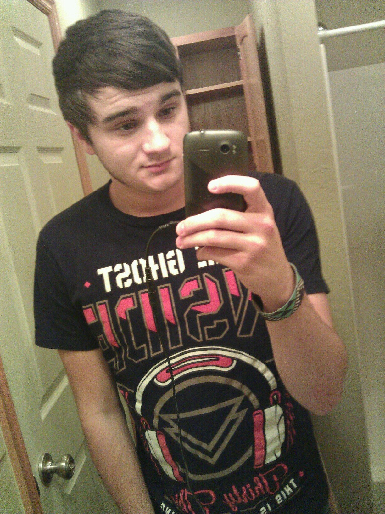 xnootxnootx's profile picture. Possum Grade Awesome