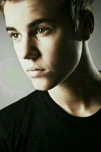 I Love Justin bieber he's everything to me and no one will change this