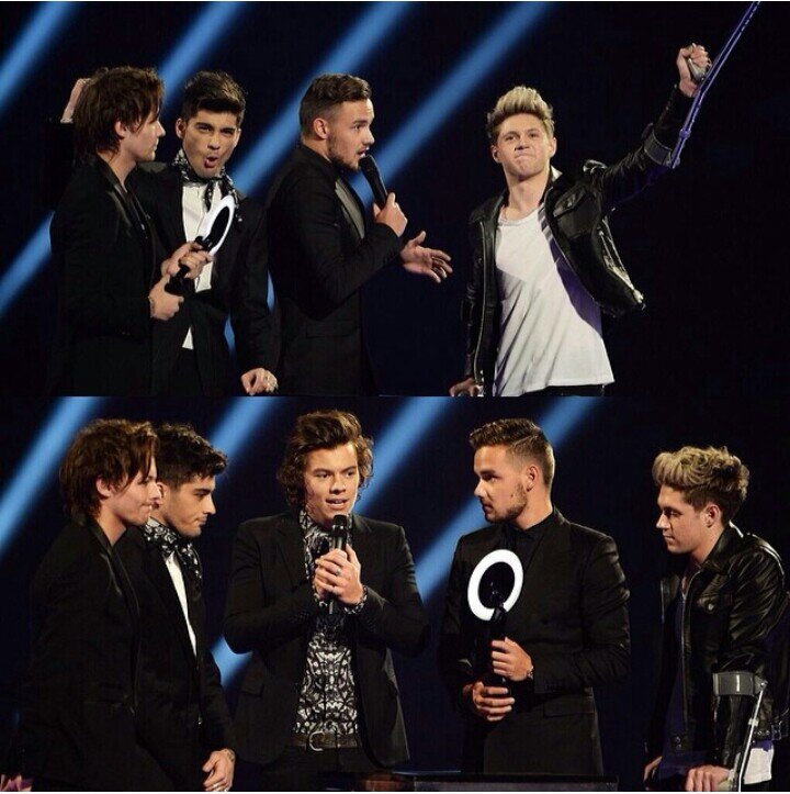 ι ∂ιяє¢тισηєя ƒσяєνєя..@NiallOfficial @Louis_Tomlinson @Real_Liam_Payne @zaynmalik @Harry_Styles ♡I LOVE YA ALL