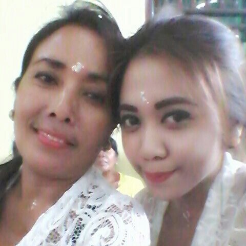 sosmed : iadwiputri
