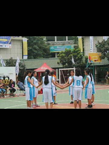 We're family of BasketBall JuniorHighSchoolFive. Wanna know us basketball practice? Let's come to 5jhs. Tuesday at 3:00pm and Saturday at 6:30am. Enjoy guys!
