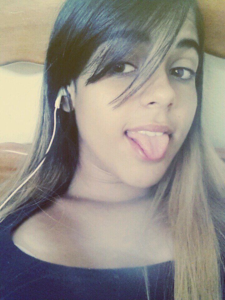 WhatsApp: (32)84463396
Facebook: http://t.co/TmIaz0GoIV
Ask: http://t.co/kClvoIpVuA
Snapchat: ju-fulco
Skype: jufulco