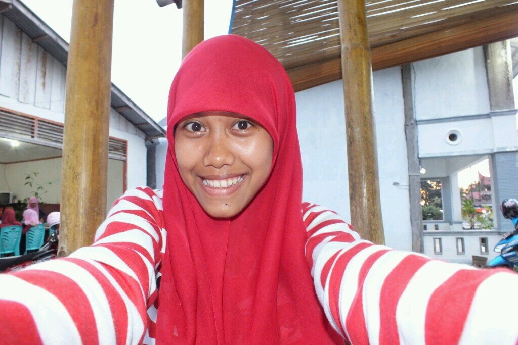 pratiwi_yossi Profile Picture