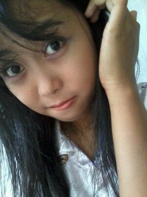 facebook: dewi addellia azzahra