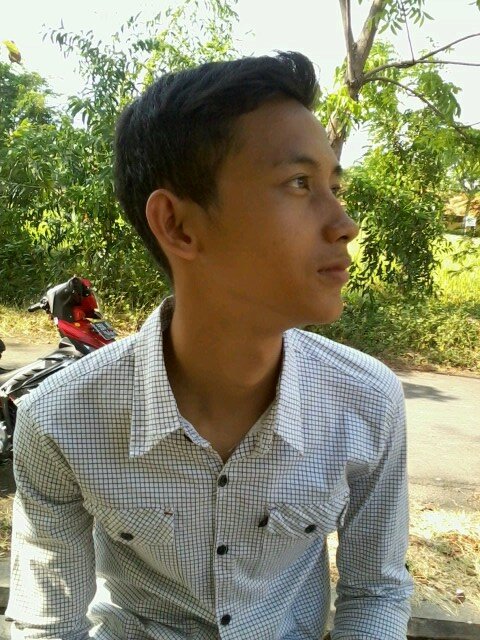 didinskid56's profile picture. saya adalah saya,,bukan orang laen,,suka atau tidak inilah saya!!!