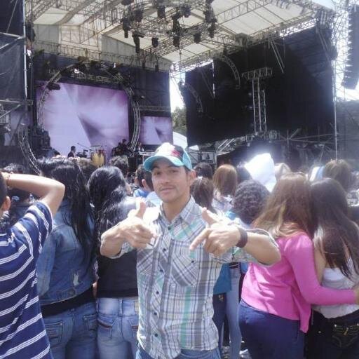 Nacido en cajicá cundinamarca, en 1985. Inicie como Dj a los 18 años y empece a producir music a los 22 .