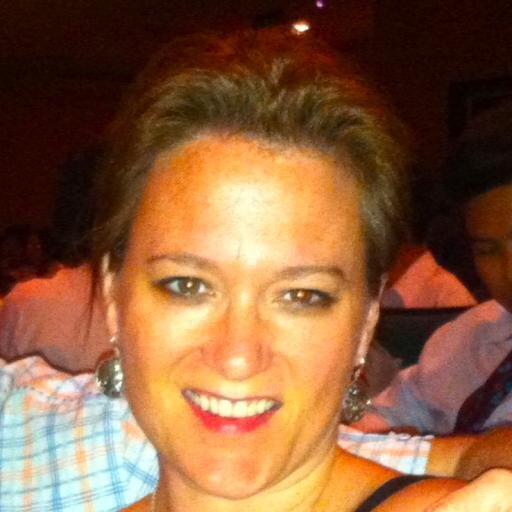 International Educator, traveler, wannabe photographer, interested in all things alive, natural and organic.