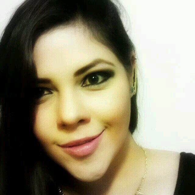 Abogada, Mexicana y Norteña.
Live, Love, Laugh and enjoy each moment of your life...