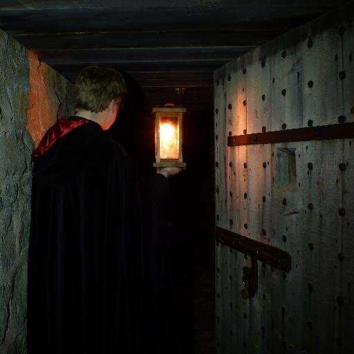 Est. in 1994, Ghost Tours of Niagara is the longest-running ghost walk in the Niagara Region! Experience Fort George after dark on our 90 min. candlelight tour