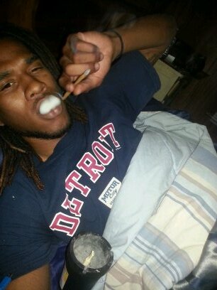 #Teamfollowback #dreadhead #whoobanganation #purpleheartgang #TeamFreaky #TeamVirgo #SINGLE!! FOLLOW IG: bang_quale kik:quale.d