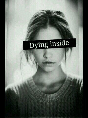 Depressed girl. 14 years'old. Self-Harmer. Suicidal.