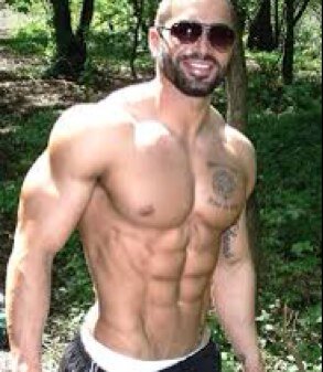 I do shoutouts Pro calisthetic workout #aesthetic Cali4lyfe!! Living long working hard. Follow my main boys @SinghKhalistani @Anthonysiljanov @robbief384