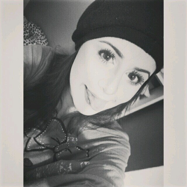 i'm insecure, sad, depressed, but I'm alive. 

Gilberta Oliveira.
 http://t.co/l4Ns9BnmtL
http://t.co/76QOLFirkr