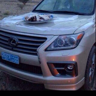 ‏مهتم