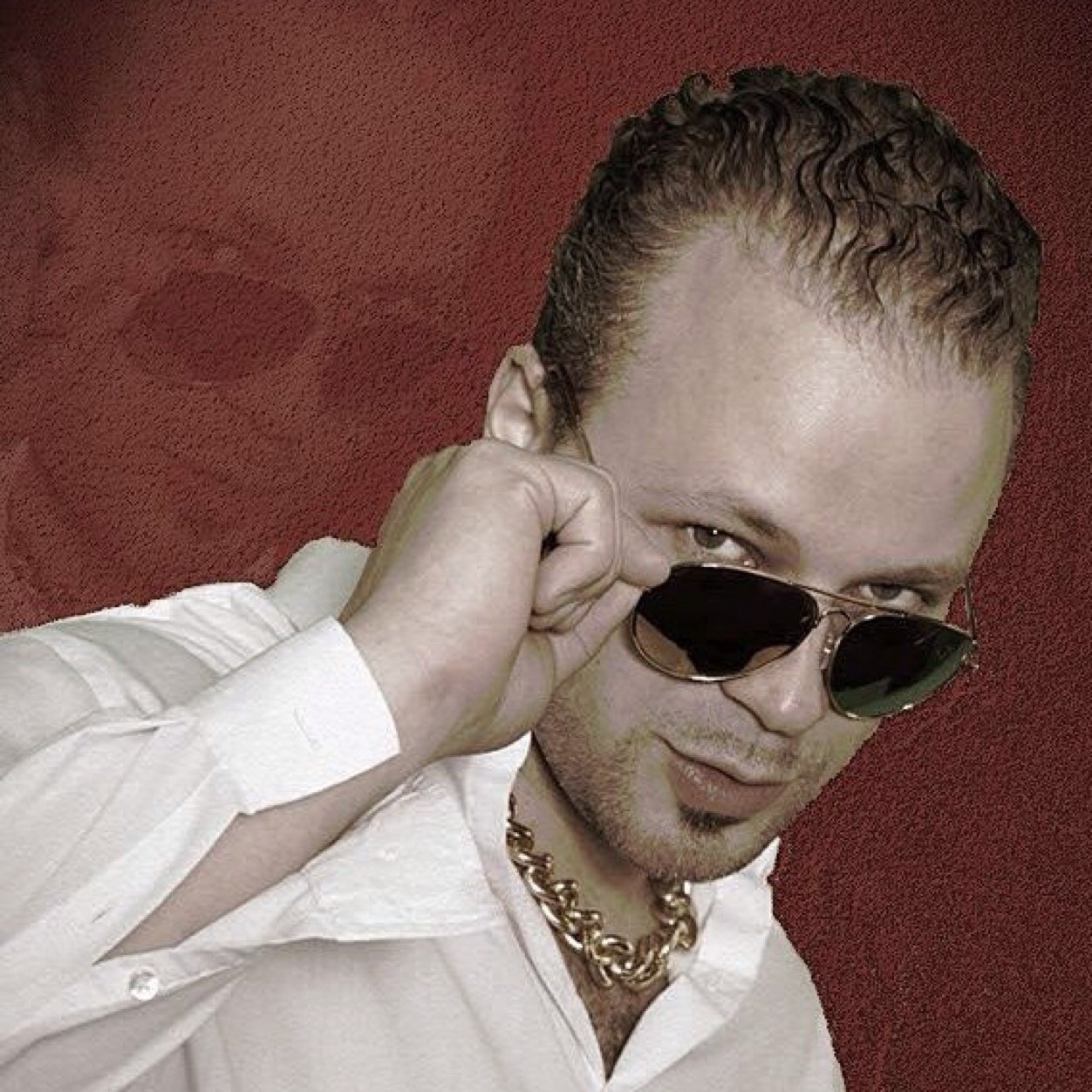 SteveSweatMusic's profile picture. Sexy Synth Savant