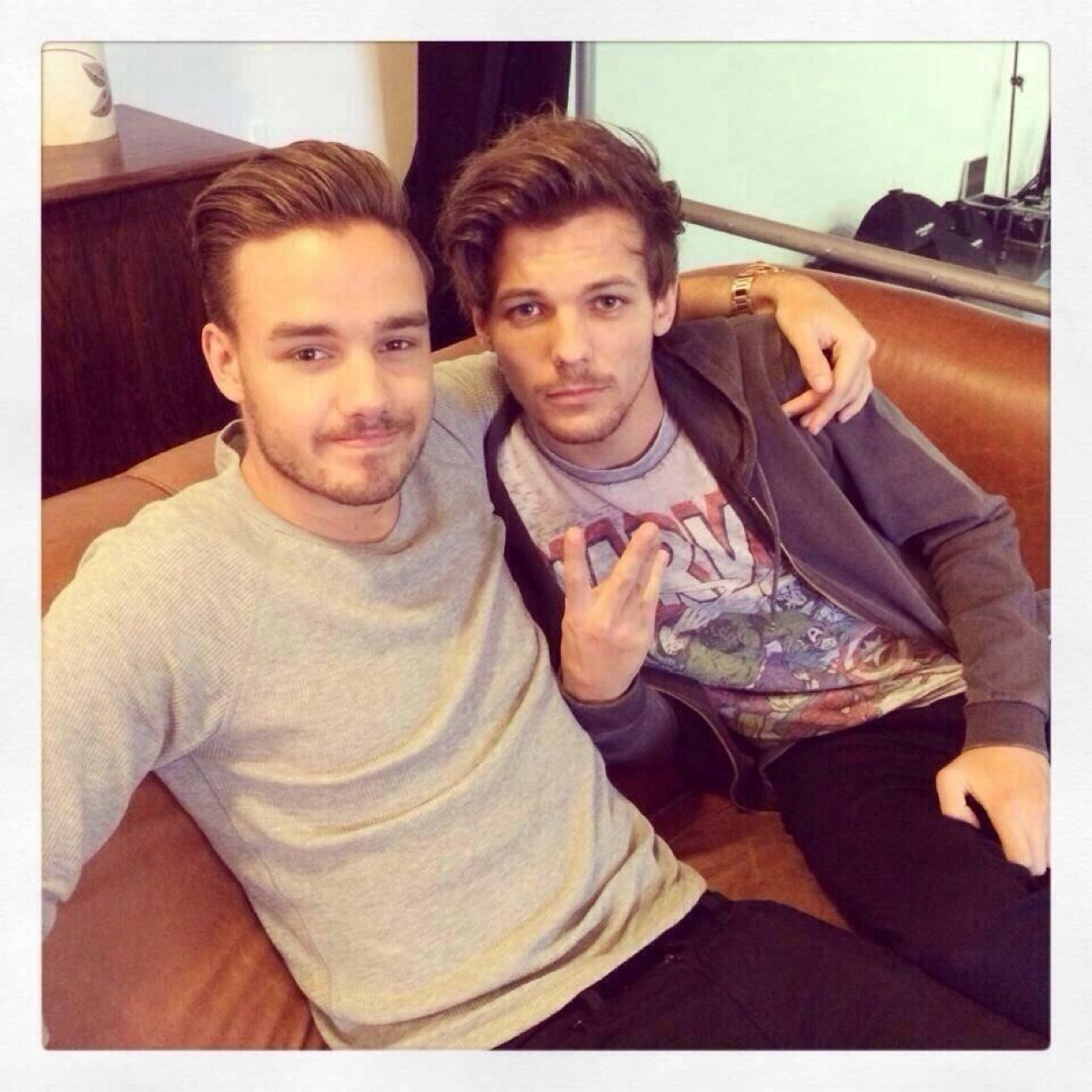 Lesall chill the fukks ou an do da craic