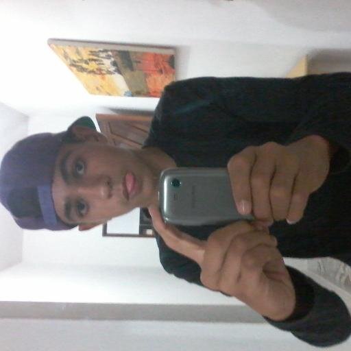 Sou um cara tranquilo... 


A necessidade de procurar a verdadeira felicidade é o fundamento da nossa liberdade.

                 John Locke