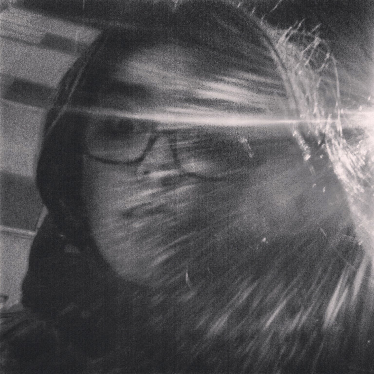 me gusta el rock , el heavy, soy una crazy de la vida....=)