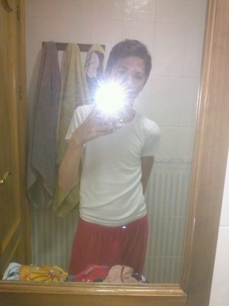 100% onubense y contento de ello y hermano de la hermandad de la FE.                Seguidme en ask http://t.co/FAF1rnbJ6k