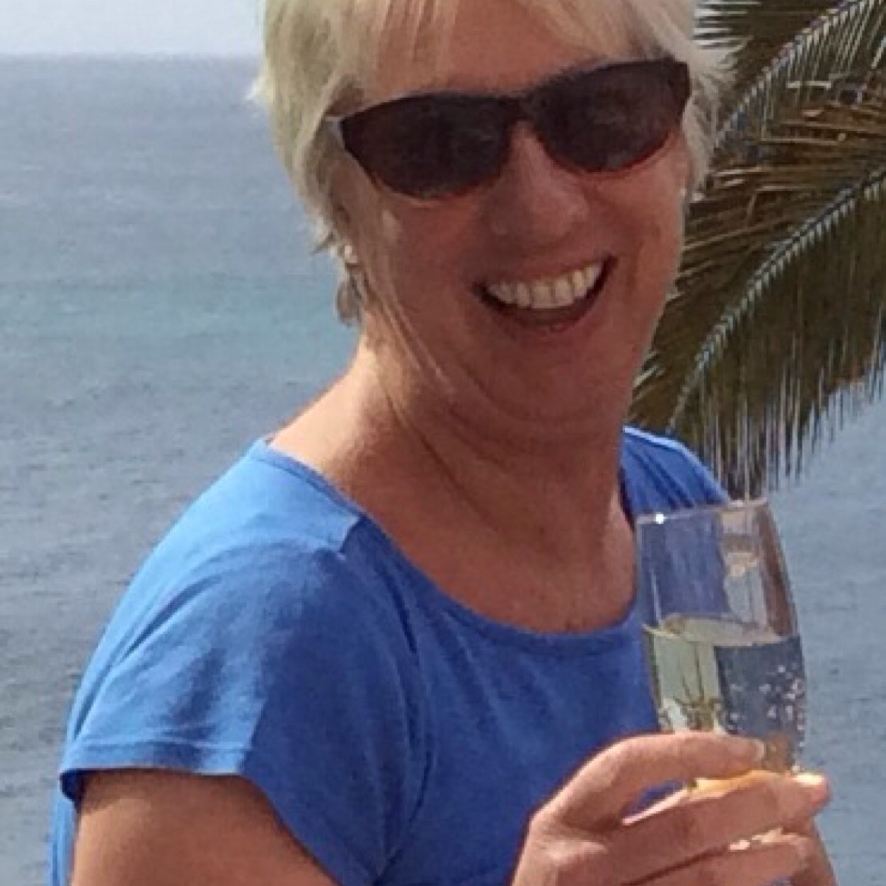 Freelance chartered marketer - with over 30 years in professional services. Keep things simple & get the job done, because I can.