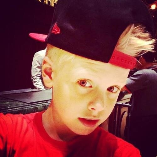 ☆☆ Idols Carson lueders ☆☆