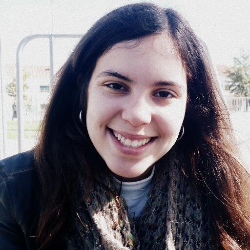 Gostava de ter uma bio daquelas originais mas a minha cabeça não dá para isso.