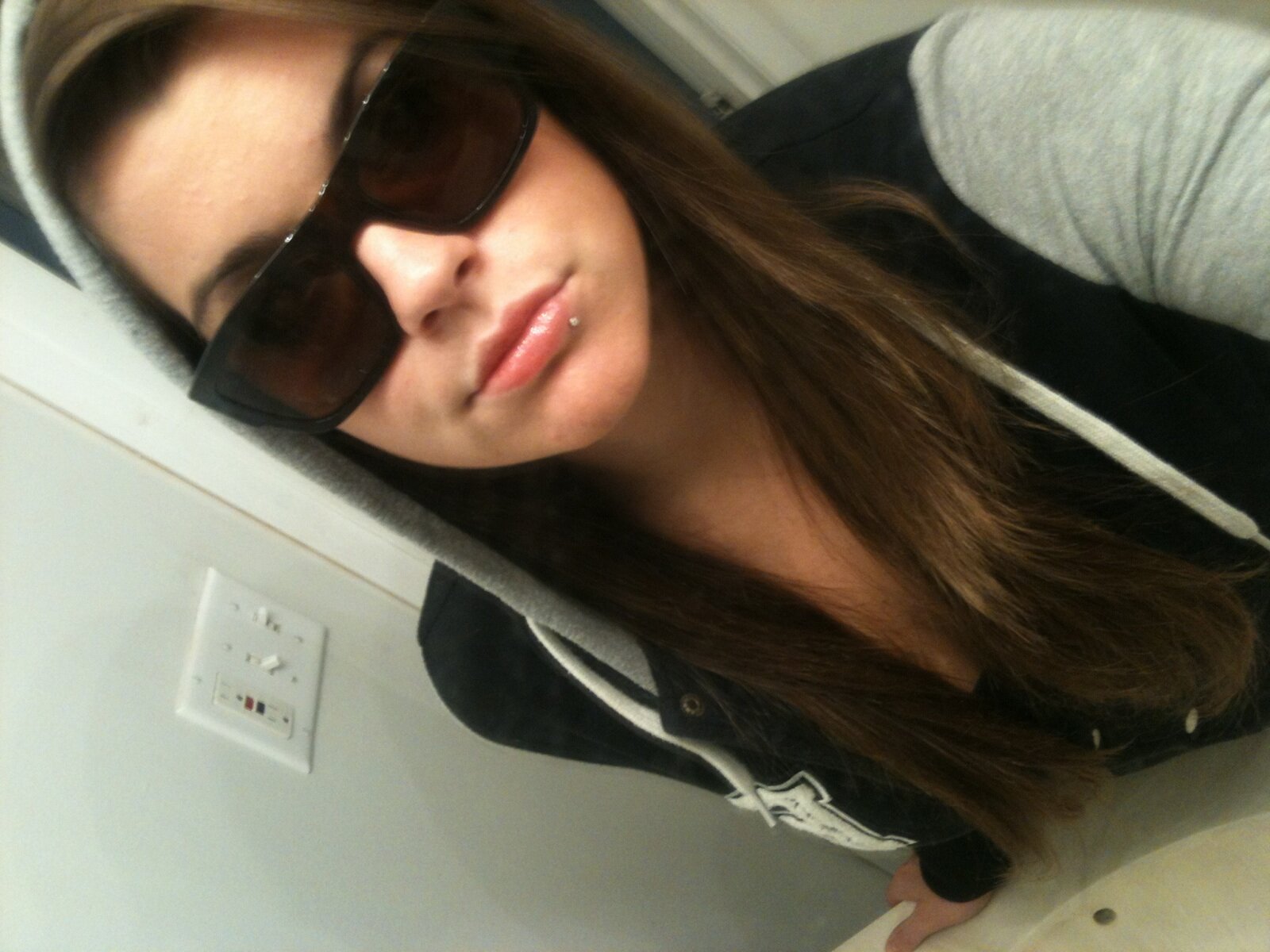 smokenkush420's profile picture. Habitual smoker/I'm just trying to be happy/I stay high to deal with this bullshit