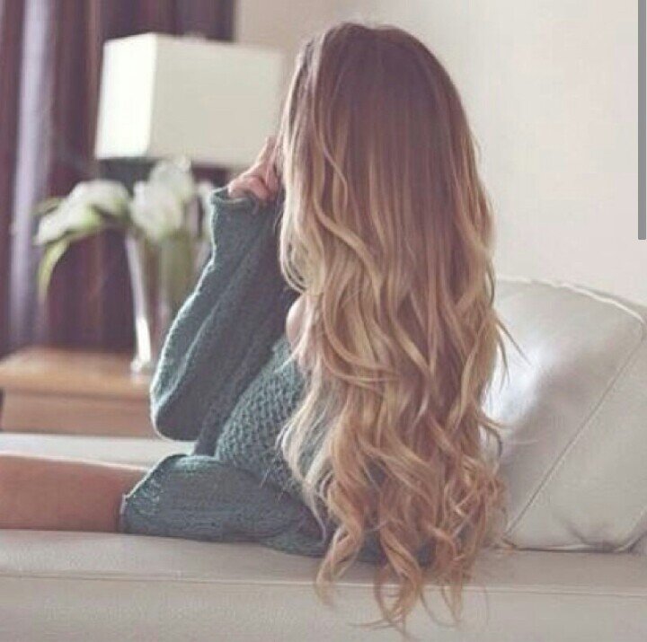 ipekhayaller's profile picture. 